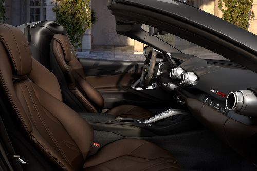 812 GTS Front Seats