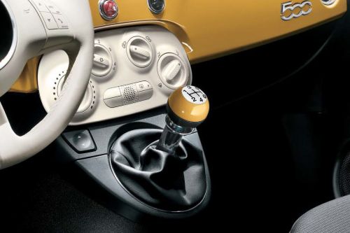 Fiat 500C Gear Shifter