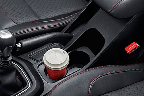 Cup holder depan Confero S