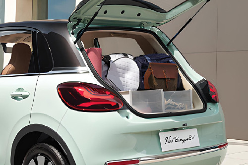 Bagasi Binguo EV terbuka