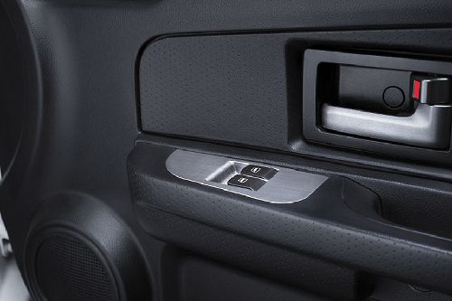 Handle pintu dalam DFSK Gelora
