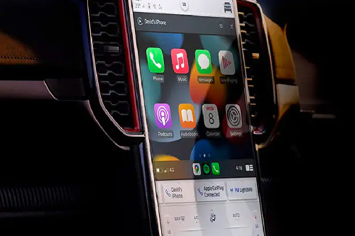 layar sentuh Ranger Raptor