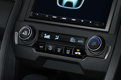Front AC Controls of Honda Civic Hatchback