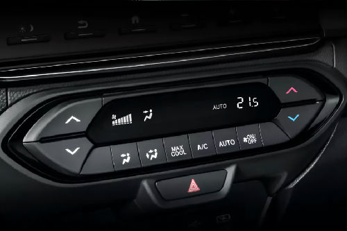 Front AC Controls of Honda WR-V