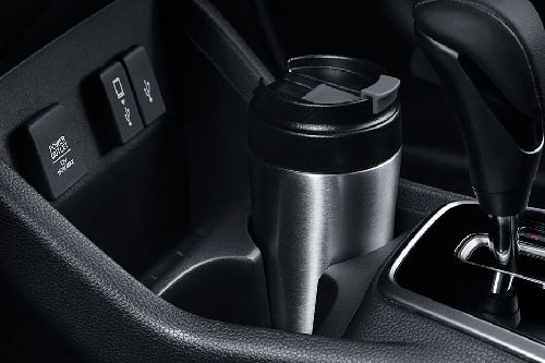 Cup holder depan WR-V