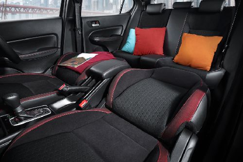 Kursi lipat City Hatchback