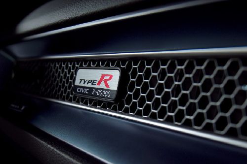 Ventilasi AC depan Civic Type R