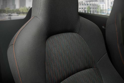 Head rese kursi depan