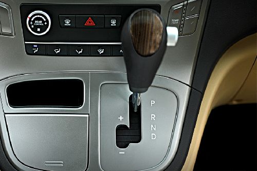 Hyundai H1 Gear Shifter