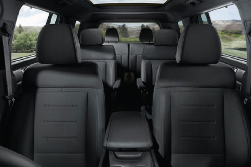 Kursi depan dan belakang Hyundai Santa Fe