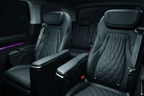 Kursi depan dan belakang Maxus Mifa 9