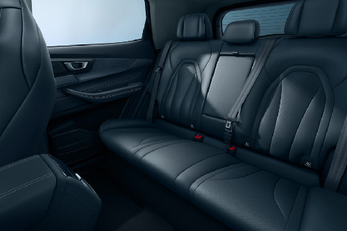 Kursi belakang CHERY Tiggo Cross CSH