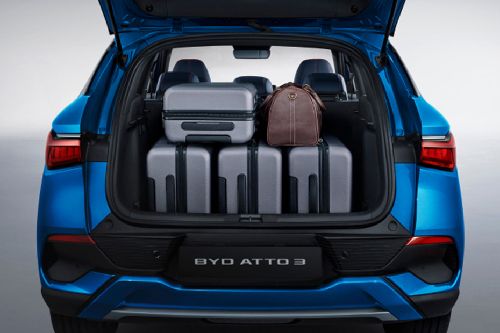 Tampak bagasi Atto 3 terbuka