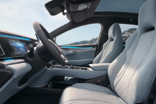 Kursi depan Sealion 7