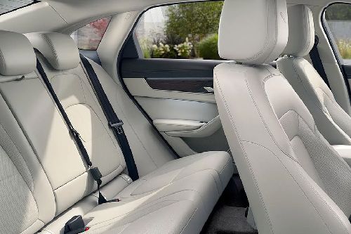 Jaguar XF Rd Row Seat