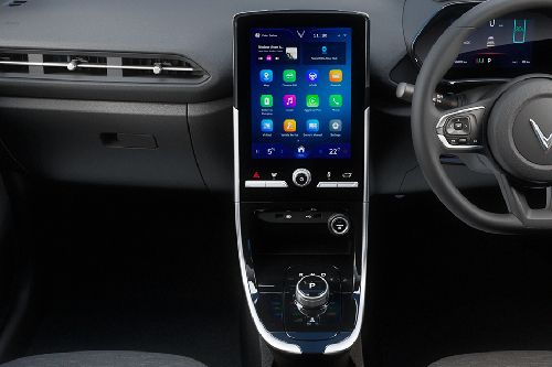 konsol tengah VF e34