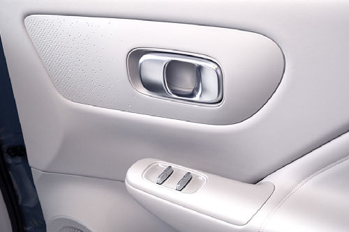 Handle pintu dalam Leapmotor B10