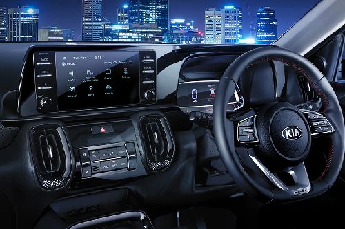 Dashboard View of Sonet 7-Seater