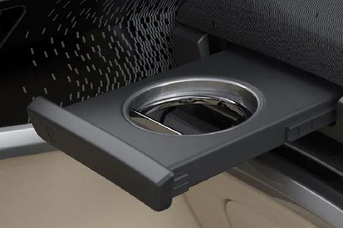 Tampak samping cup holder Carens