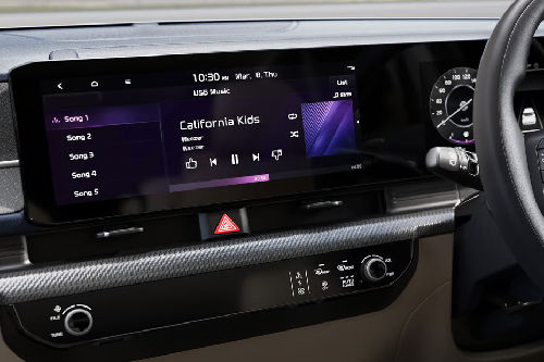 konsol tengah Carens 2026