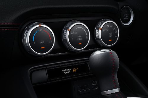 Front AC Controls of Mazda MX 5 RF
