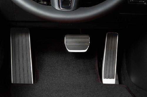 Pedal set Richbrook untuk 3 Sedan