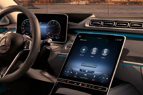 konsol tengah S-Class