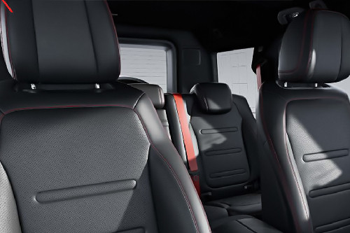 Head rese kursi depan G-Class