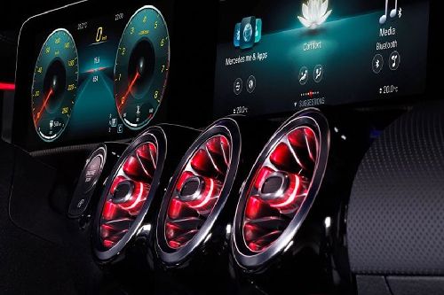 Ventilasi AC depan CLA-Class