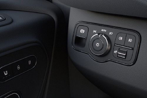 Pengendali di pintu sisi pengemudi Sprinter