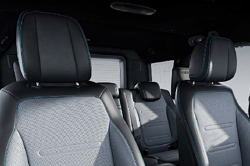 Head rese kursi depan G-Class Electric