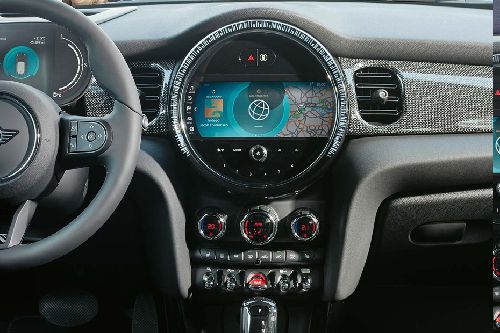 konsol tengah 5 Door