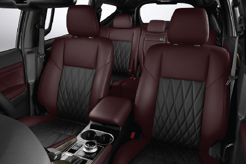 Kursi depan Pajero Sport