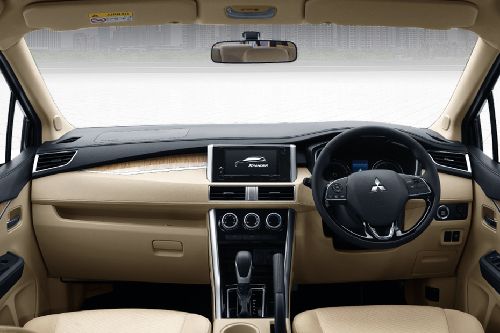 Dashboard View of Xpander 2016