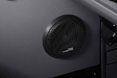 Speaker L300