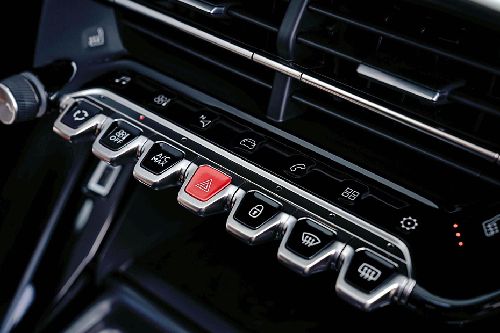Peugeot 2008 Front Ac Controls