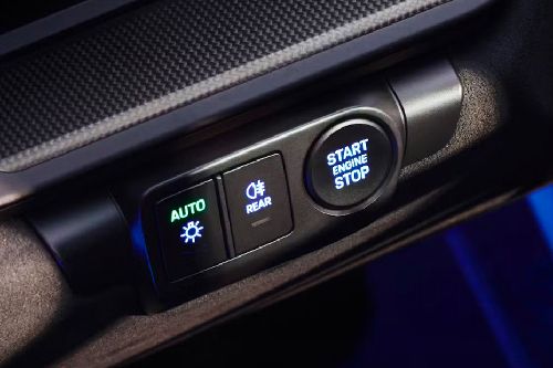 Tombol start-stop mesin Porsche Fronte