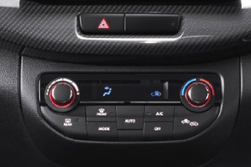 Suzuki Ertiga Smart Hybrid Front Ac Controls
