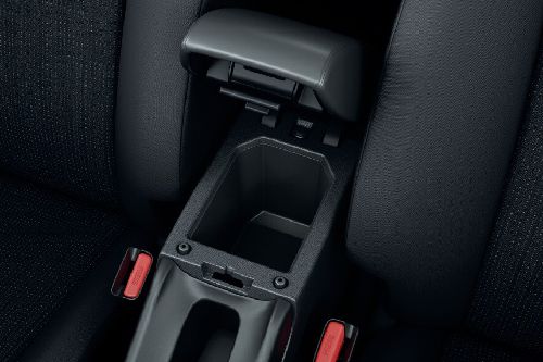 Arm rest belakang Baleno