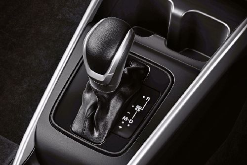 Tuas transmisi Baleno