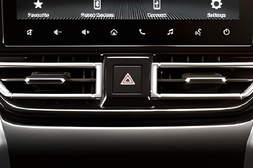 Ventilasi AC depan Fronx