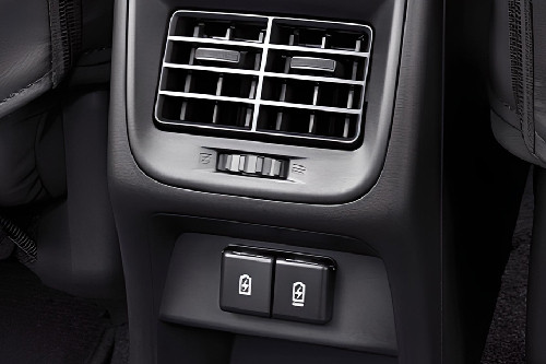 Pengatur AC belakang Fronx