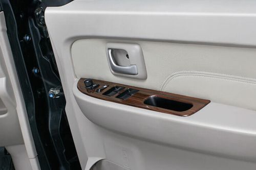 Suzuki APV Luxury Drivers Side In Side Door Controls