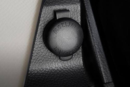 Power outlet Suzuki Karimun Wagon R