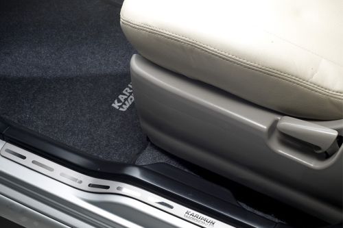 Suzuki Karimun Wagon R Seat Adjustment Controllers