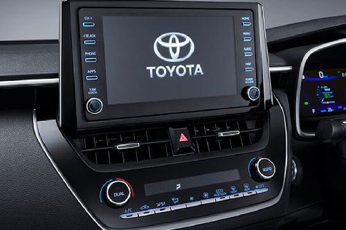 layar sentuh Corolla Altis