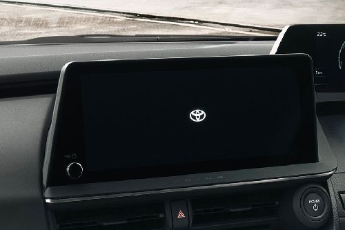 layar sentuh Prius HEV