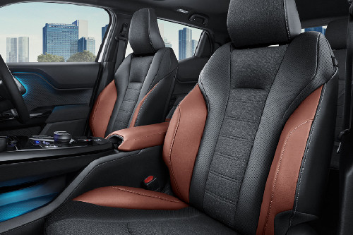 Kursi depan Urban Cruiser