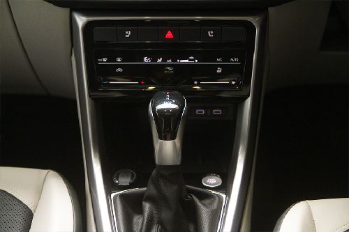 Tuas transmisi T-Cross