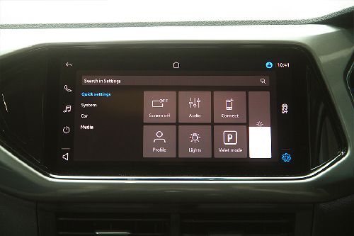 layar sentuh T-Cross